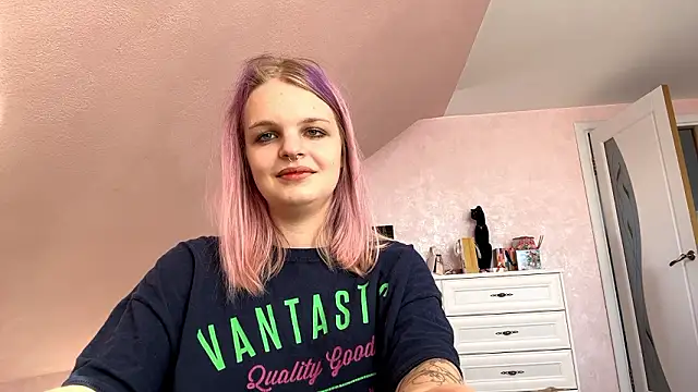 MariettaMotsinger webcam