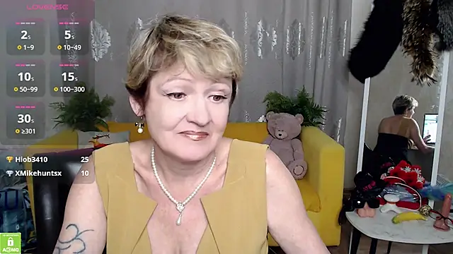 SexyGrandma_ webcam