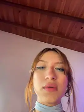 Alison_Ivanova webcam