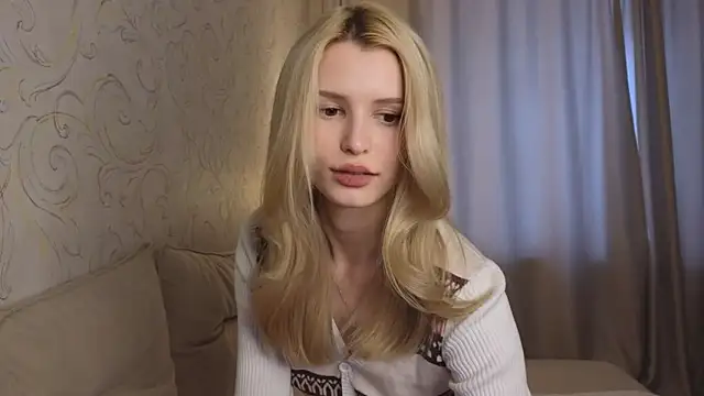 yennaone - Yennaone's free webcam - UK Sex Cams