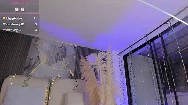 SarahCastro1_ webcam