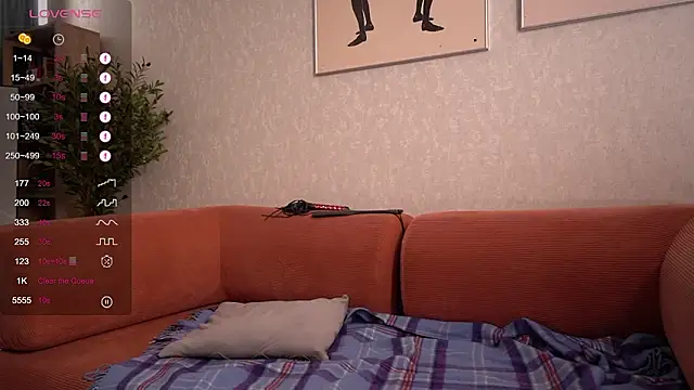 pheromoon - Pheromoon's free webcam - UK Sex Cams