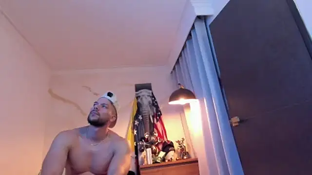 bakersboyssexys webcam