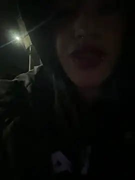 MichelleDiaz_Pink webcam