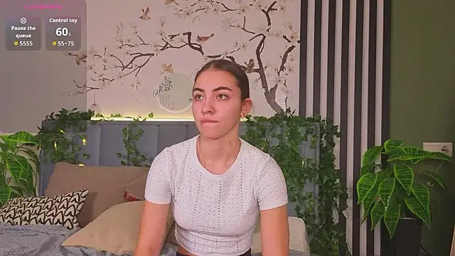 Fit_Brunette_ webcam