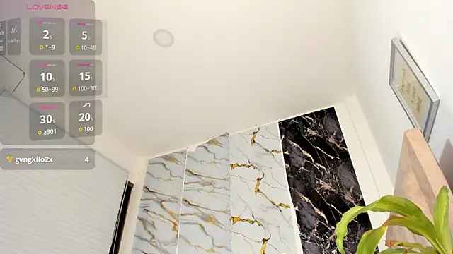 scarlet_darling26 webcam