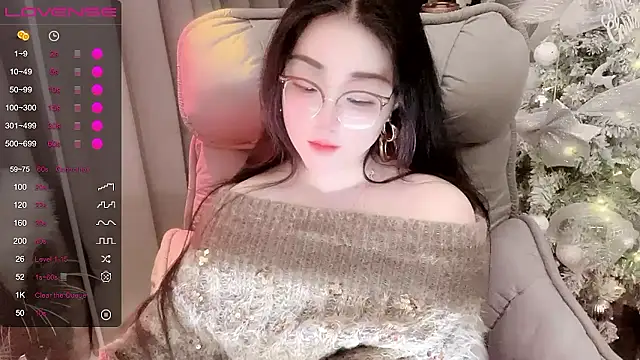 Monica-666888- webcam