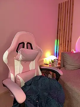 MadeleineSanez webcam