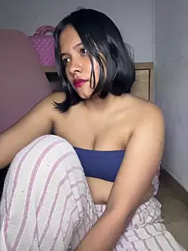 lovedforeverr webcam