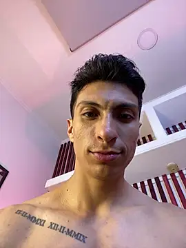 apolocruz - ApoloCruz's free webcam - UK Sex Cams