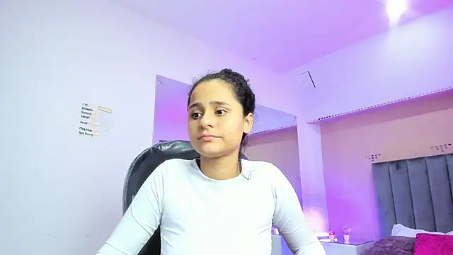 Giselle_Roldan webcam