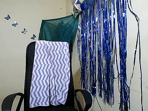 Shivani-Gupta webcam