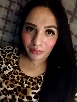 Yourbabyshane webcam