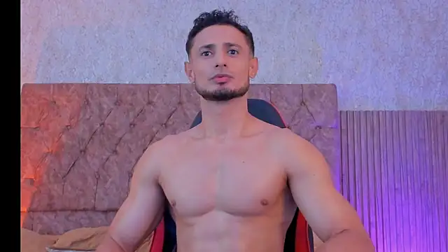 Adonys_Lewis_ webcam