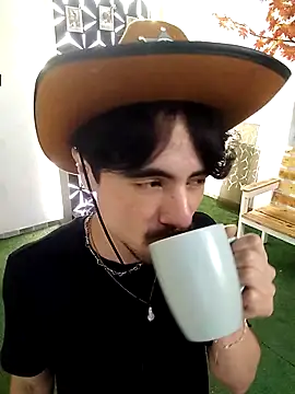 Ethan_Briggs_ webcam