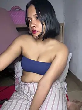 lovedforeverr webcam