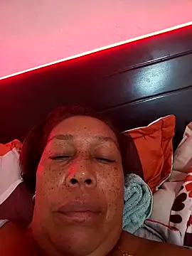 Ruby-Hot-Milf webcam