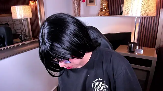 NattashaHotson webcam