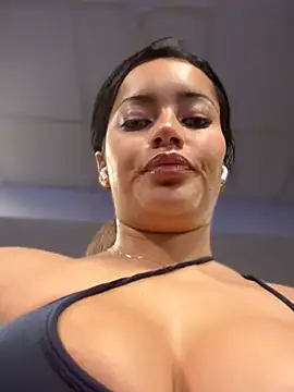 Risky_Workouts webcam