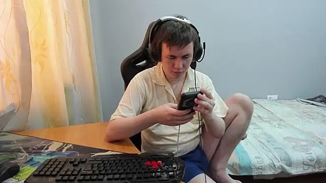 iliaskrislove - Iliaskrislove's free webcam