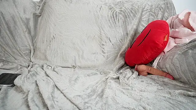 MissNaughtyClass webcam