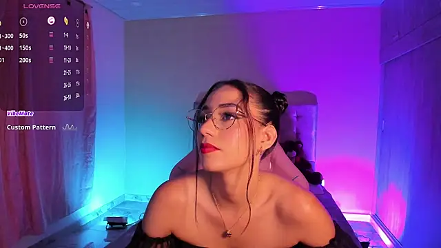 LucianaCarter webcam