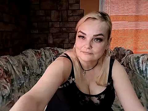 AureliaLove35 webcam