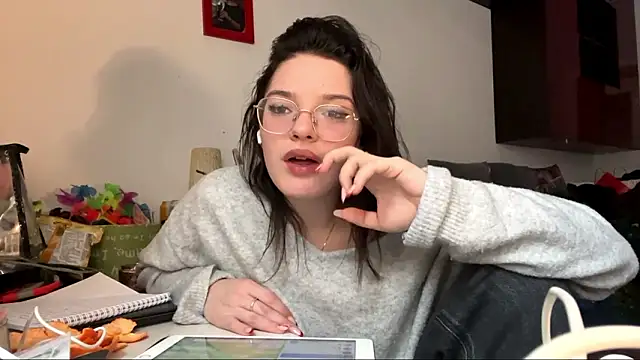 Leilla_Marusel webcam