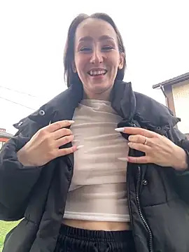 luxbrunette_ - LuxBrunette_'s free webcam - UK Sex Cams