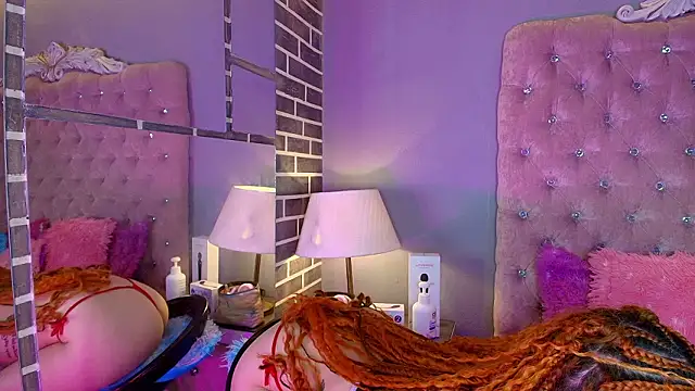 adelainebest - AdelaineBest's free webcam