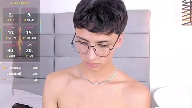 joshclaarktt - JoshClaarktt's free webcam