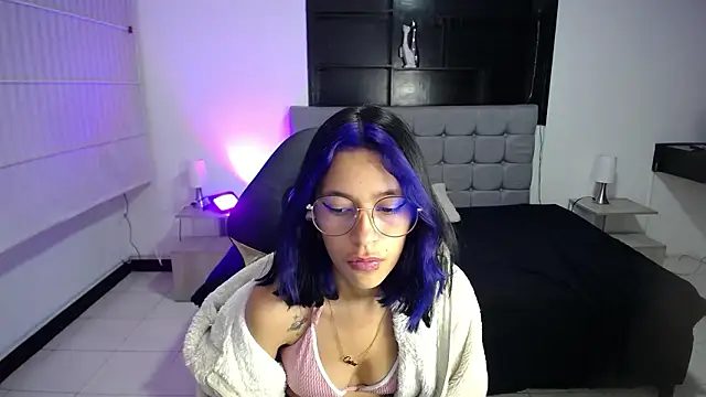 kittie_nala_ - Kittie_nala_'s free webcam