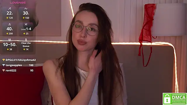 emily_simon - Emily_Simon's free webcam - UK Sex Cams