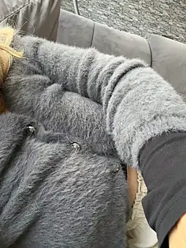 Hornyblond_Bella webcam