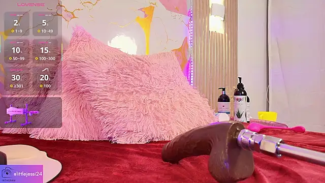 JessicaElowin webcam