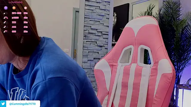 Reina_Cummings webcam