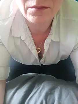 petitoiseau67 - Petitoiseau67's free webcam - UK Sex Cams