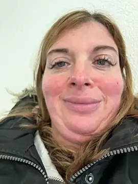 Webcam Model (Lombada)  is live.Free join now!