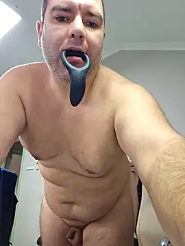 Andrew1900529 webcam