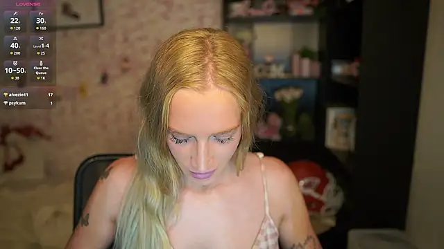 Nicolette__Shea_ webcam