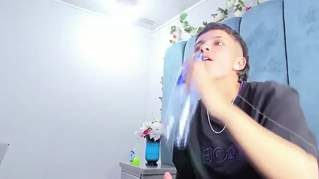 Megan_Thompson_ webcam