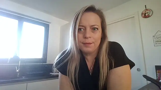 Miss-Chupagirly's room