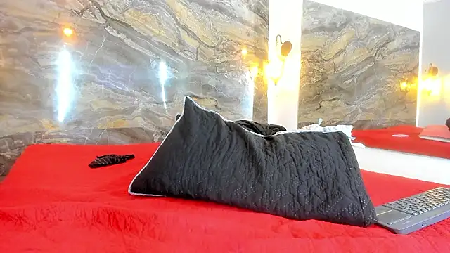 Skarleth_queen webcam