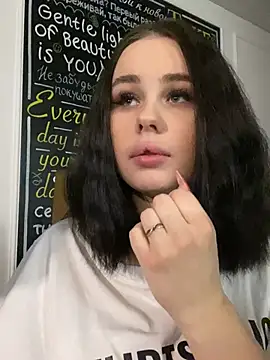 alicelune - AliceLune's free webcam