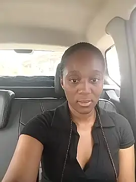 Lucy_Blacksilk webcam