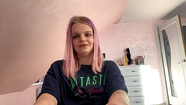 MariettaMotsinger webcam