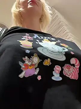 ronniekiss - RonnieKiss's free webcam - UK Sex Cams