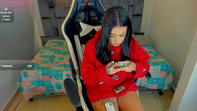 Princesskemely02 webcam