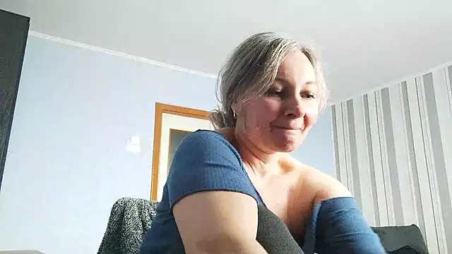 edithmanning - EdithManning's free webcam