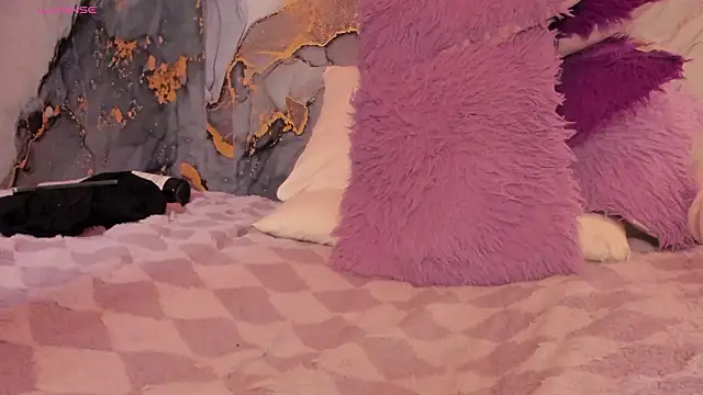 mey_moon - Mey_moon's free webcam